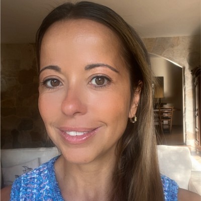 Virginie R
